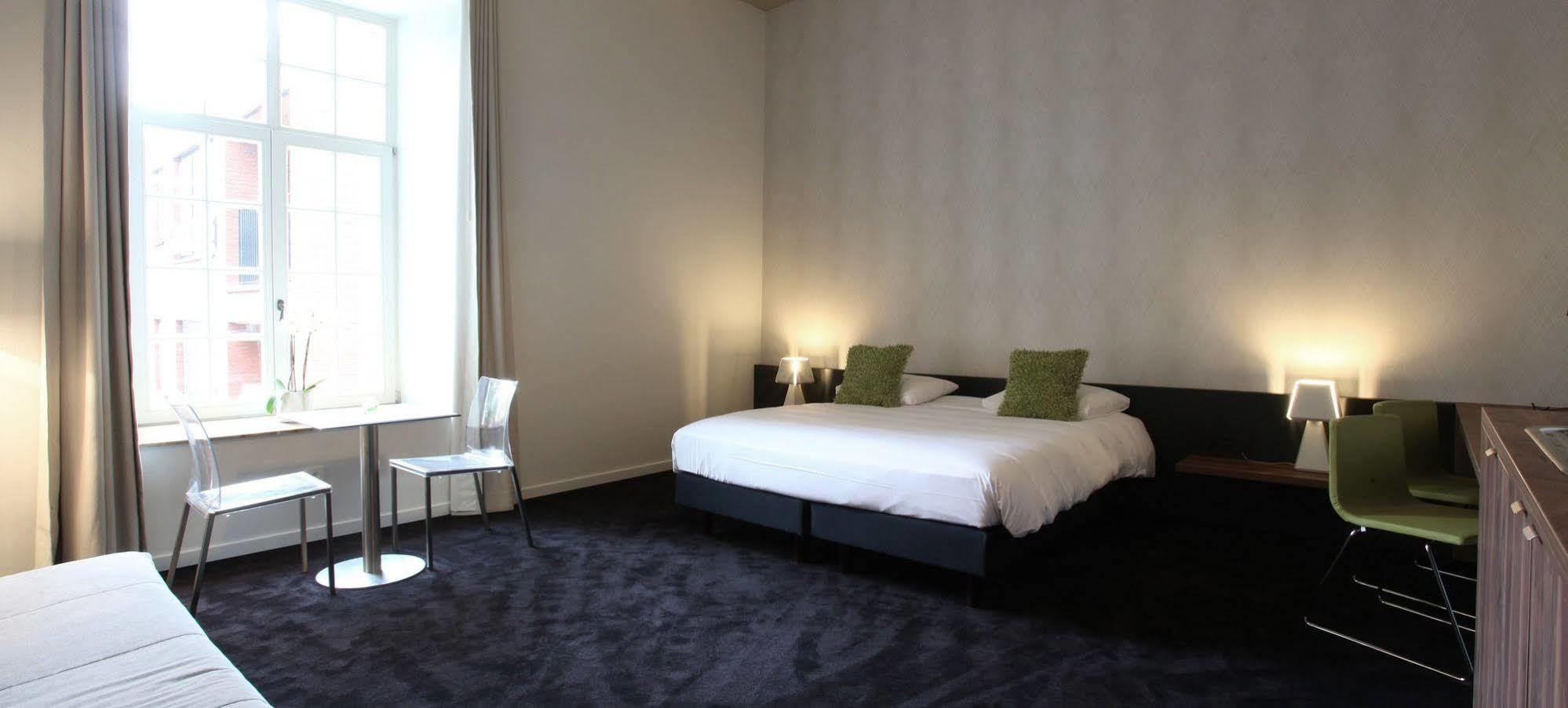 Hotel The Lodge فيلفورده المظهر الخارجي الصورة